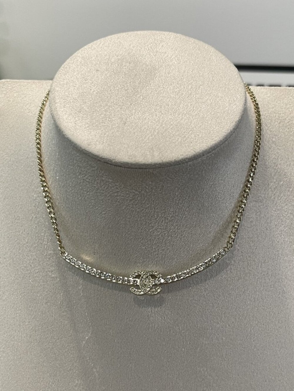 Chanel necklace - Picture 2 of 4